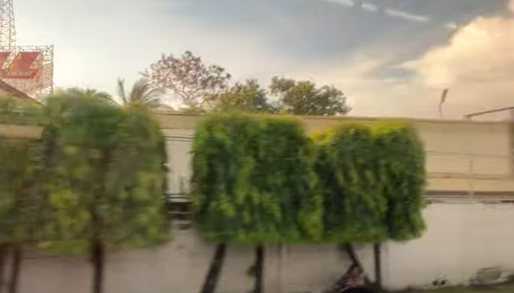 Manila seen from the shuttle bus between terminals