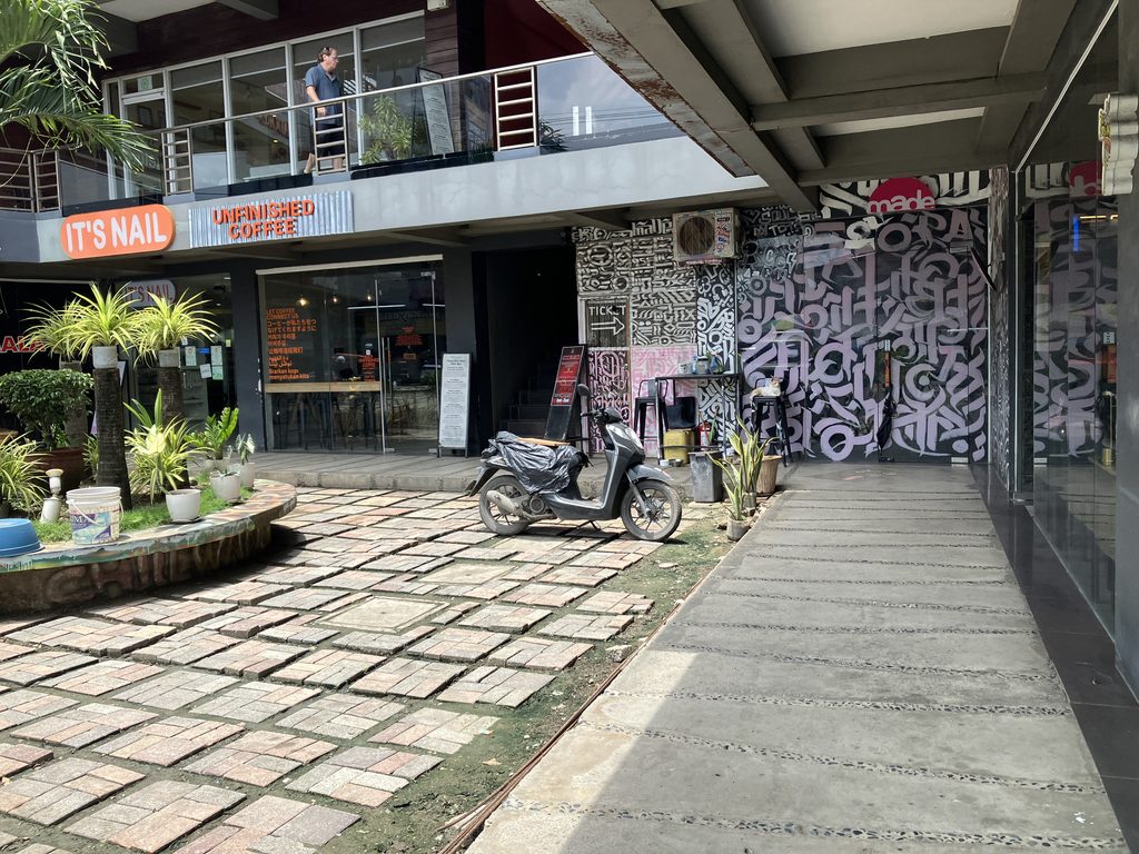 Local laundry shop in Cebu